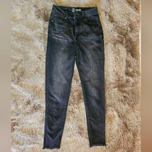 High risk skinny jeans size 9